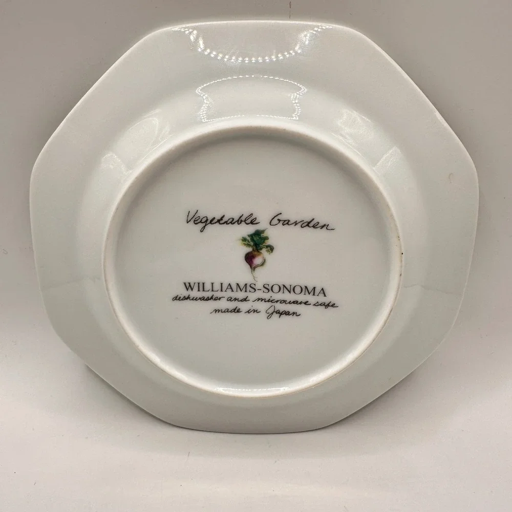 Williams Sonoma Vegetable Garden Radis Violet Salad Plate Octagonal Green Rim